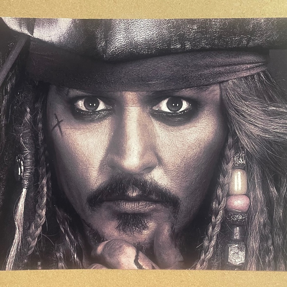 JOHNNY DEPP as JACK SPARROW       8 X 10 PHOTO